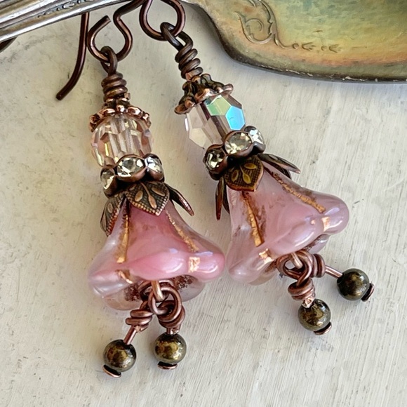 ARTISAN Earrings “Peony Pink” - Dangles - Picture 4 of 10